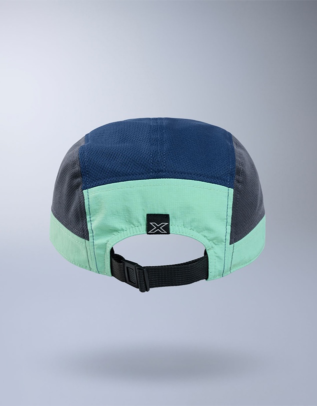 2XU - Light Speed Cap