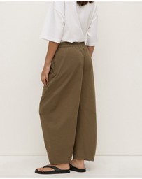Assembly Label - Lola Barrel Pants