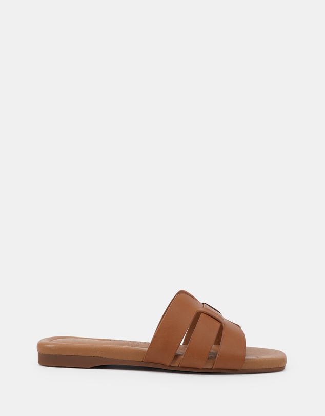 Clarks - Yara Tan