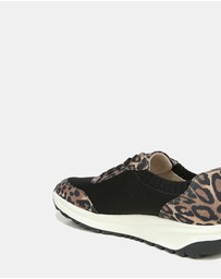 Naturalizer - Nash Sneaker - Black/Cheetah