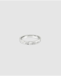 Ichu - Personalised Letter B Ring