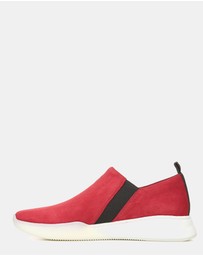 Naturalizer - Untold Slip-On Sneaker - Hot Sauce