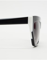 DKNY - DK547S