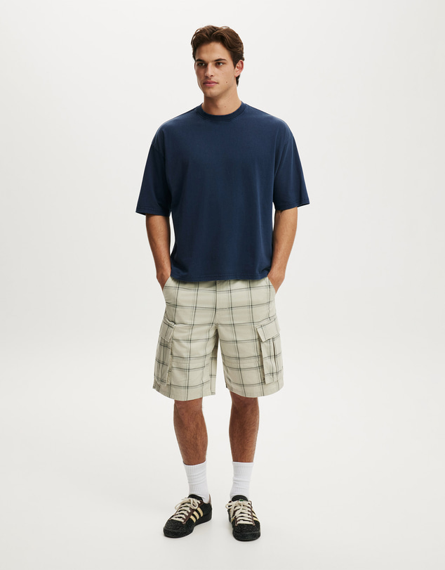 Cotton On - Cropped Fit T-Shirt