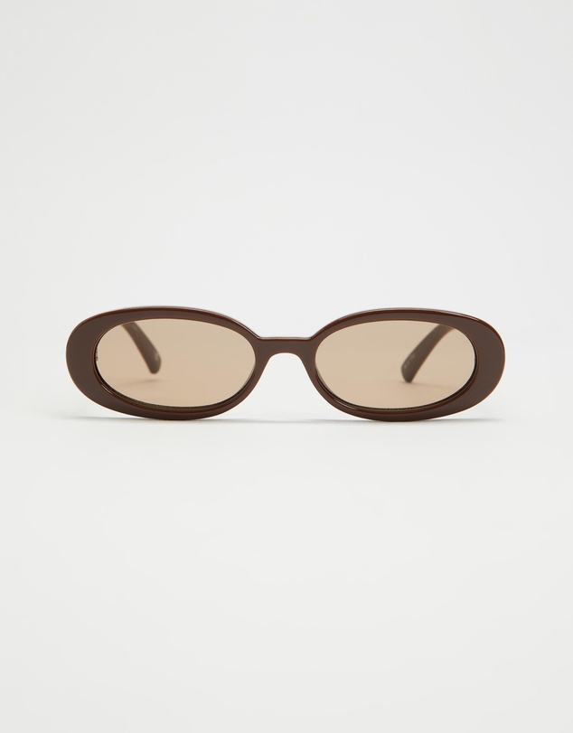 Le Specs - Outta Love