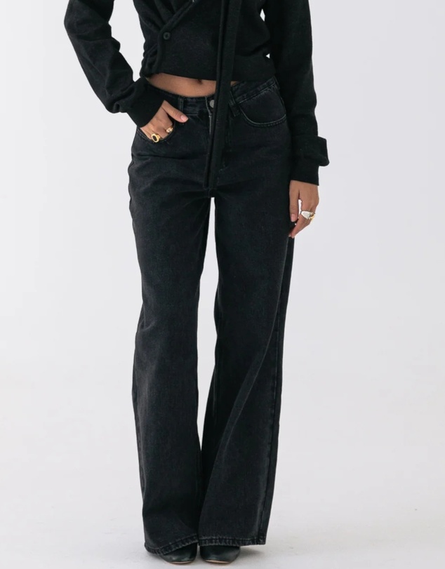 Style Addict - Lila Wide Leg Jean