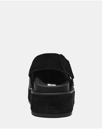 Steve Madden - Mellow-R Black Flats