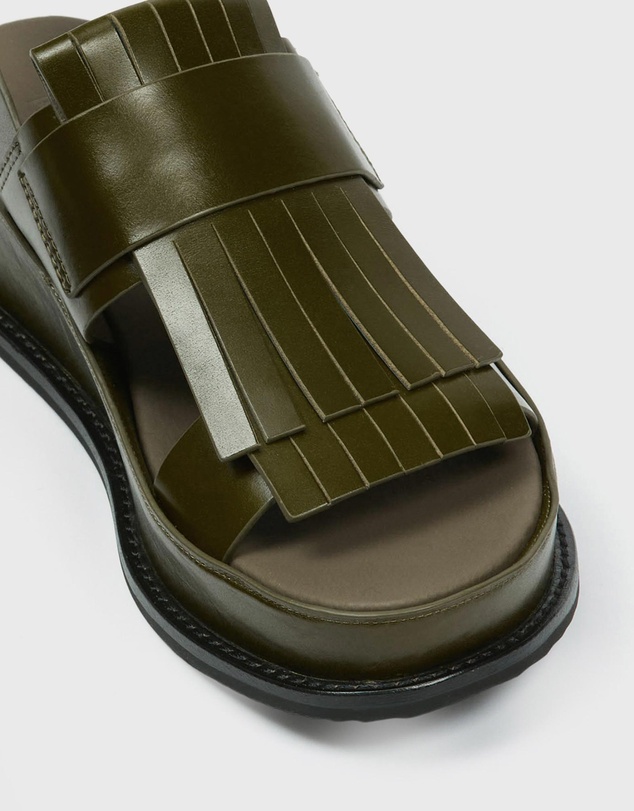 bul - Ha Sandal