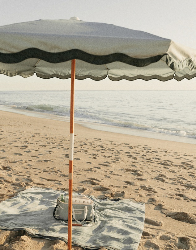 Business & Pleasure Co. - The Beach Blanket