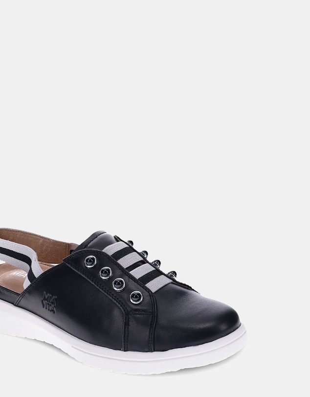 Mia Vita - Bugsy Slip-On - Black
