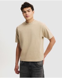 Cotton On - Cropped Fit T-Shirt