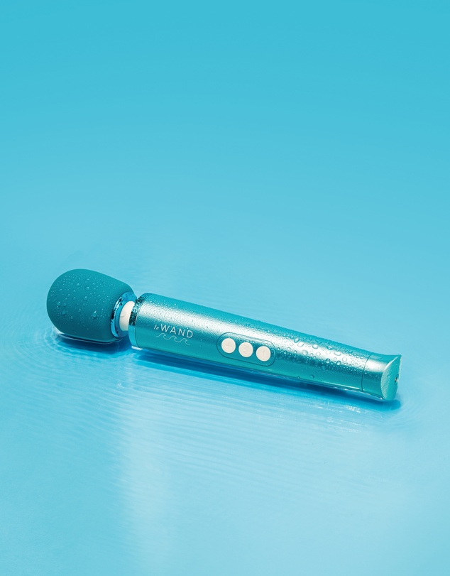 Le Wand - Le Wand Dive Submersible Rechargeable Vibrating Massager