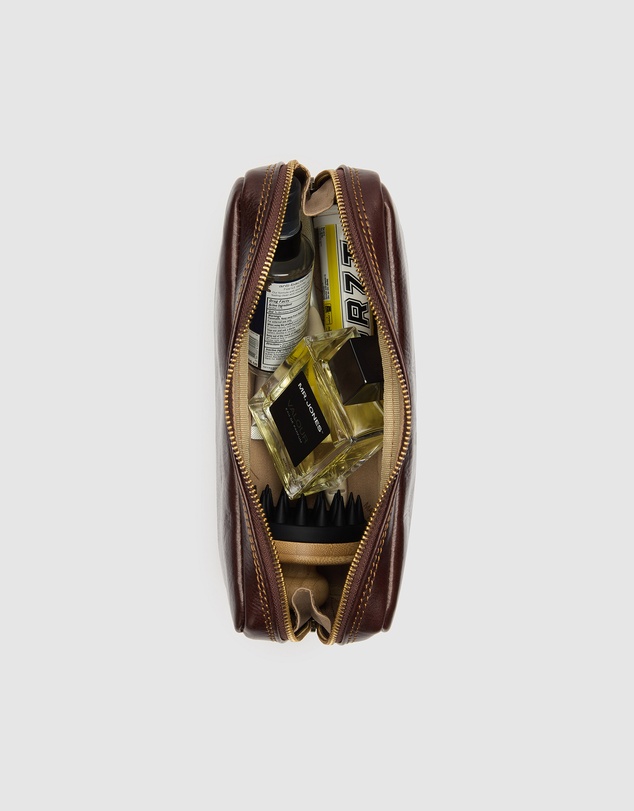 Republic of Florence - Primo Brown Toiletry Bag