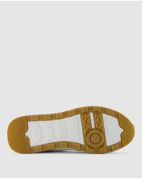 TOMS - TRVL Lite Retro Sneaker - Women's