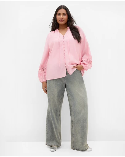 City Chic - Plus size Sofia Lace Trim Detail Shirt - rose quartz