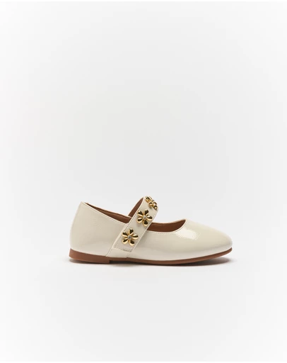 Walnut Melbourne - Azalea Ballet