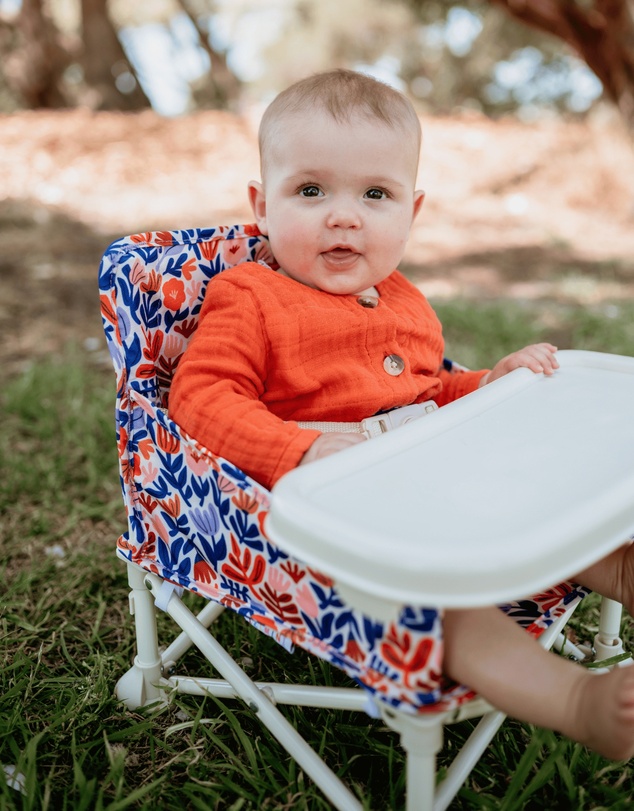 IZIMINI - Willow Baby Chair V2 & Beach Toys