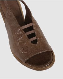 Beau Coops - Delphine Slingbacks