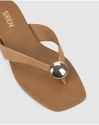 Siren - Evie Strappy Flat Sandals