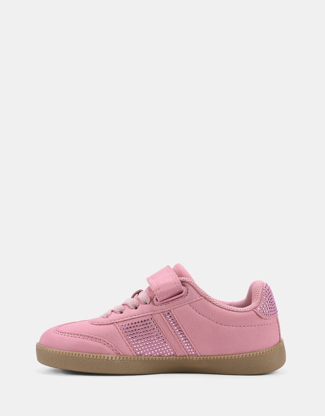 Kicks - Kennedy