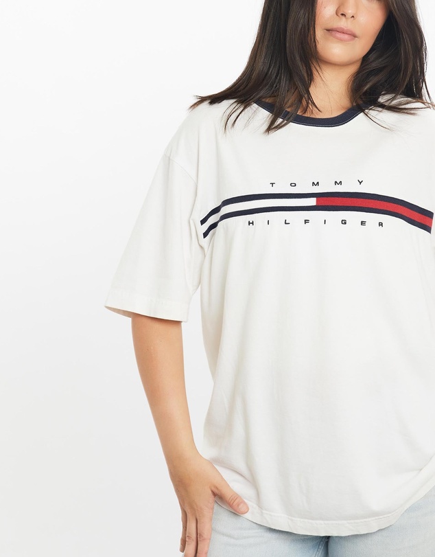 Vintage by The Real Deal - Pre Loved - Vintage Tommy Hilfiger Tee