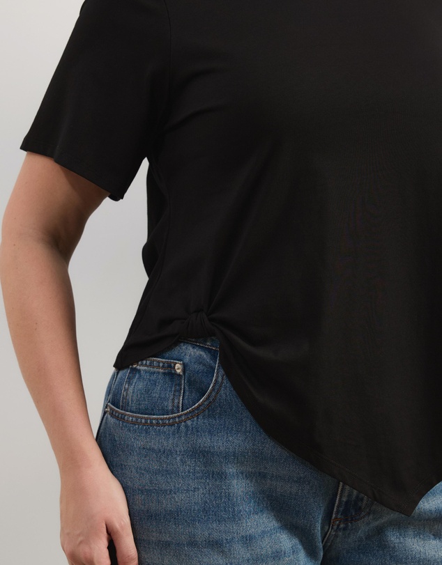 Atmos&Here Curvy - Lorrie Twist Waist T-Shirt
