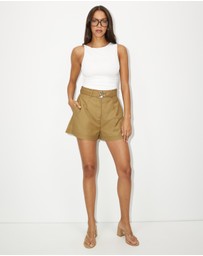 Dazie - Ivy Bleated Tailored Shorts