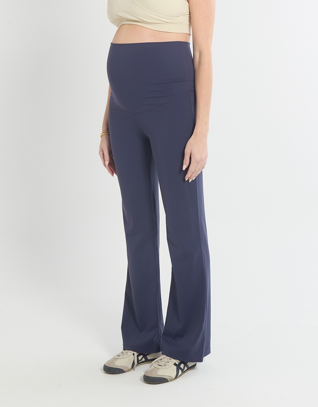 Soon Maternity - Straight Flare Overbelly Leggings