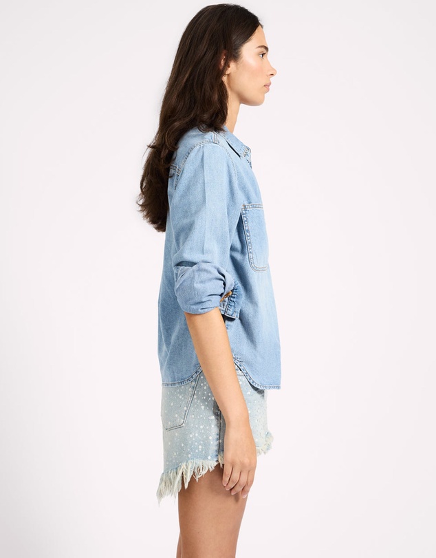 ONE TEASPOON - Nixie Classic Fit Denim Shirt - Fleetwood Blue