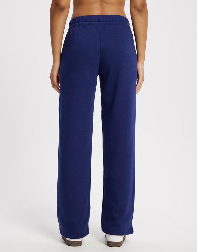 adidas Sportswear - Essentials Small Logo Feel Cozy Open-Hem Joggers