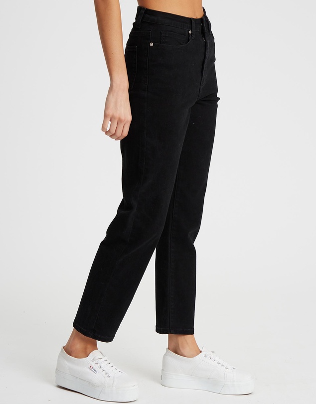 The Fated - Izzy Cropped Mum Jeans