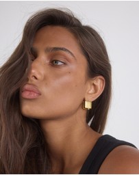 CENDRE - Willia Huggie Earrings | Gold