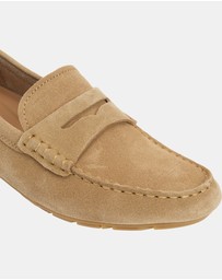 Tommy Hilfiger - Flag Soft Suede Driver Loafers - Women's