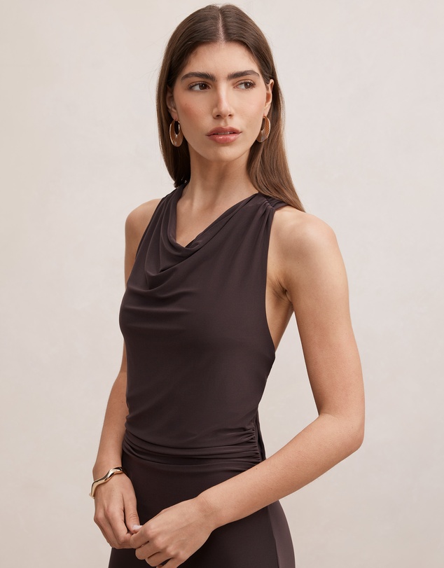 Forever New - Jae Bubble Back Hardware Maxi Dress