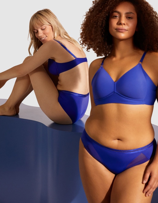 Naturana - Side Smoothing Wireless Padded Bra