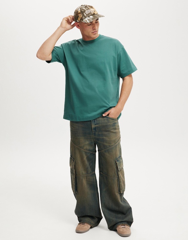 Cotton On - Box Fit T-Shirt