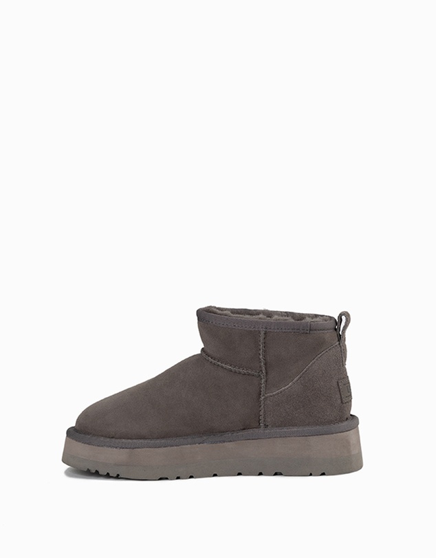 Ozwear Connection Uggs - Ugg Classic Platform Ultra Mini Boots (Water Resistant)