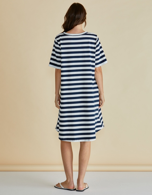 Betty Basics - Eloise T-Shirt Dress