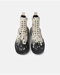 Camper - Brutus Trek