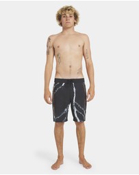RVCA - Mens RVCA X Clay 21