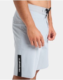 Quiksilver - Mens Highline Omni 19