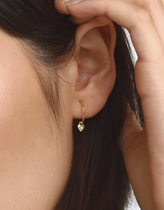 SAINT VALENTINE - Mini Heart Hoops - Gold