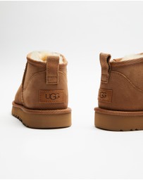 UGG - Classic Ultra Mini