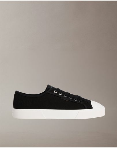BLACK WHITE