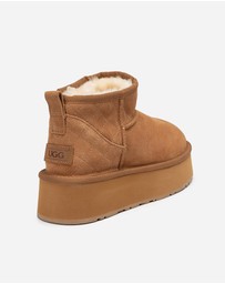 Ozwear Connection Uggs - Ugg Classic Platform Knit Logo Matelassé Ultra Mini Boot