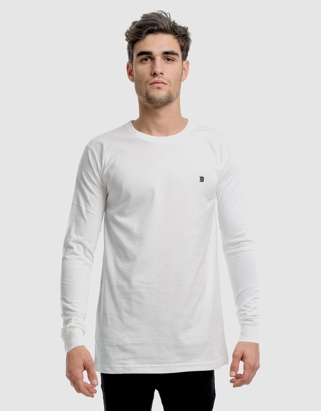 DVNT - Classic Embroidery Long Sleeve Tee