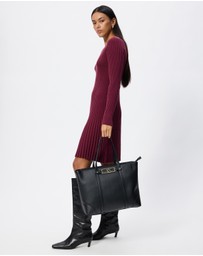 Armani Exchange - Polly Shopping M