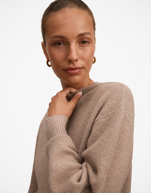 Forever New - Cora Cinched Hem Knitted Jumper