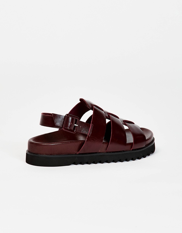 bul - Pandanus Sandal Wine