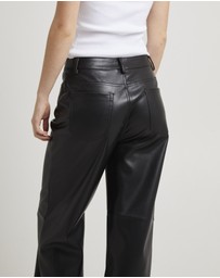 Alice In The Eve - Jadey Relaxed PU Pants Black